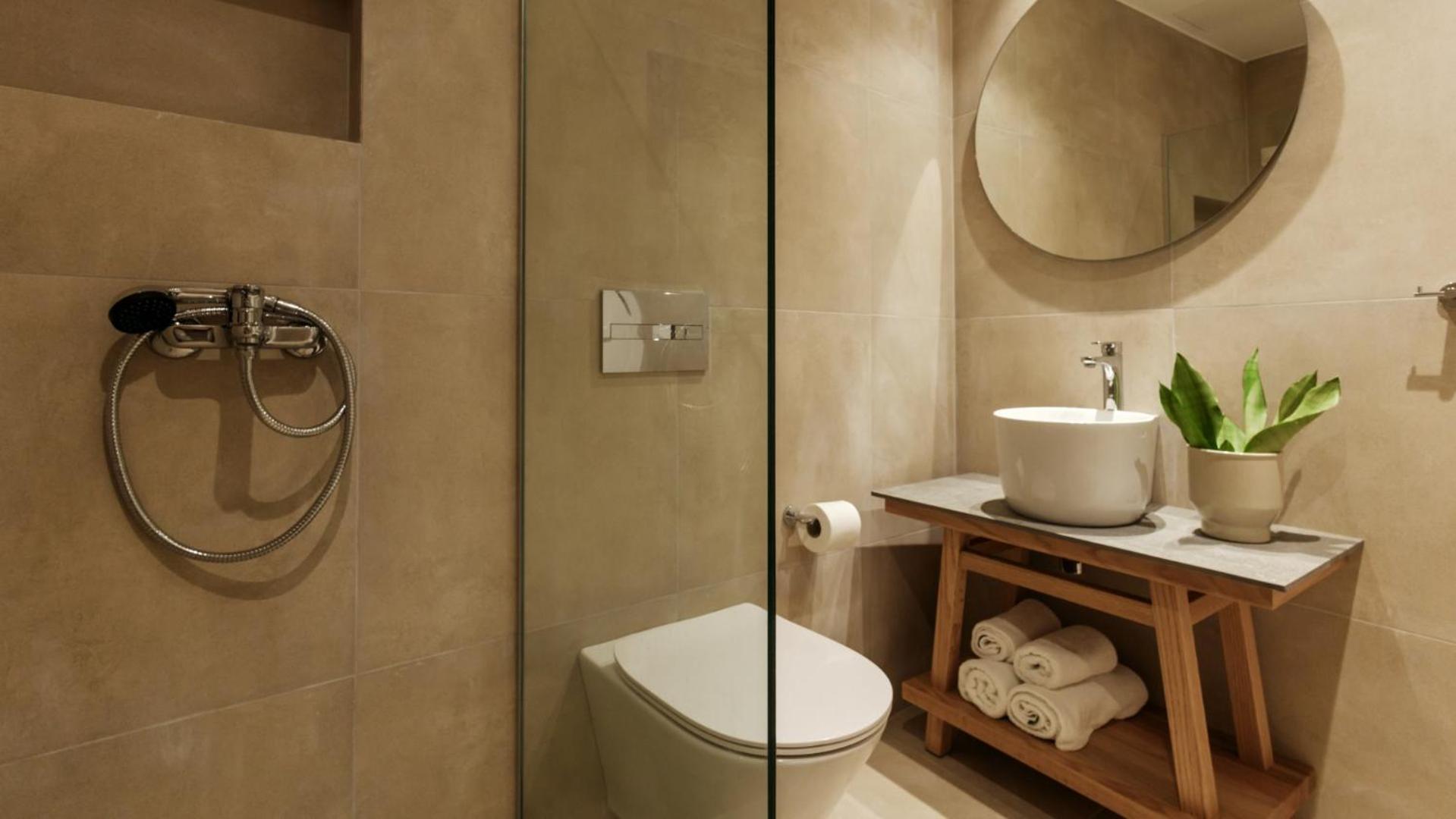 Nami Hotel & Suites Stalís Bilik gambar