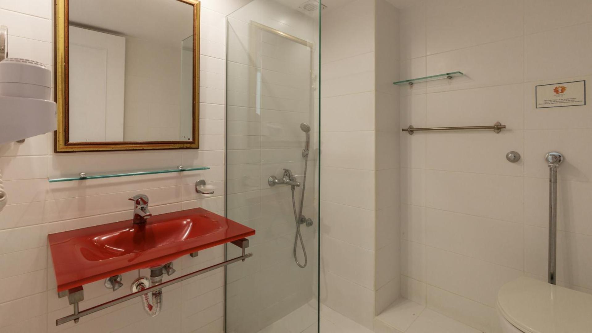 Nami Hotel & Suites Stalís Bilik gambar