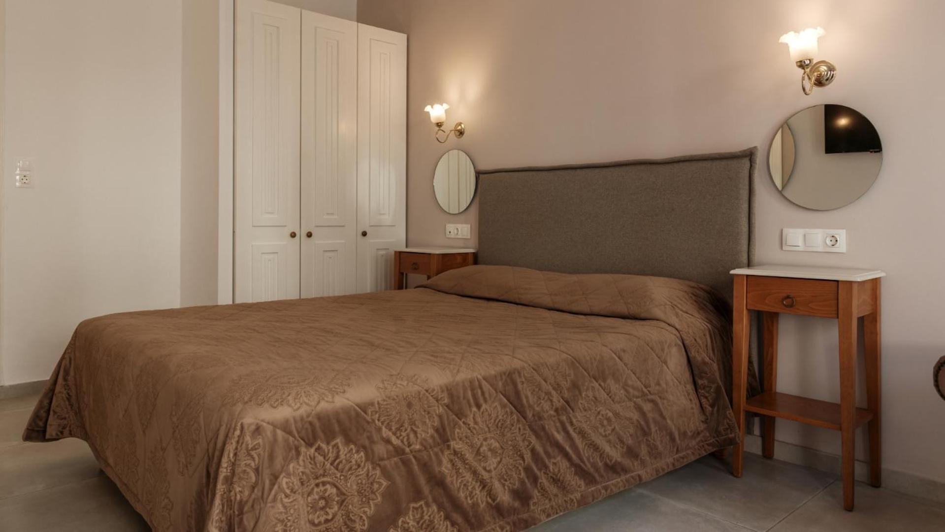 Nami Hotel & Suites Stalís Bilik gambar